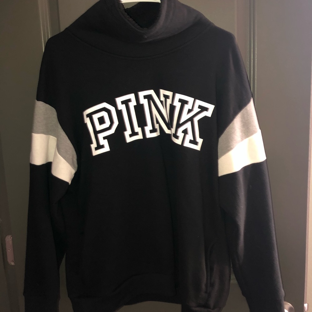Vs Pink Black Logo Pullover
